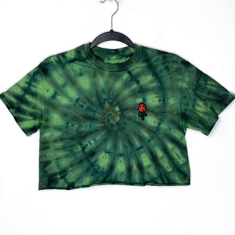 *Tie Dye* Cropped T Shirt with Rose Patch